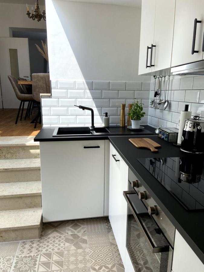Wunderschoene Sanierte Wohnung Vor Den Toren Koelns Luaran gambar